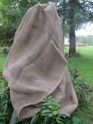 JUUTTI VARJOSTUSKANGAS 1,2X3,33 - Loukut ja karkotteet - 6430040625651 - 1